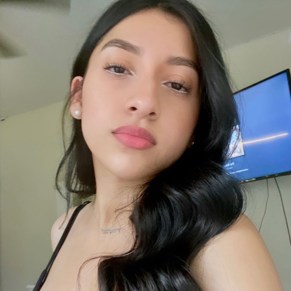 Meet your Posher, Georgina